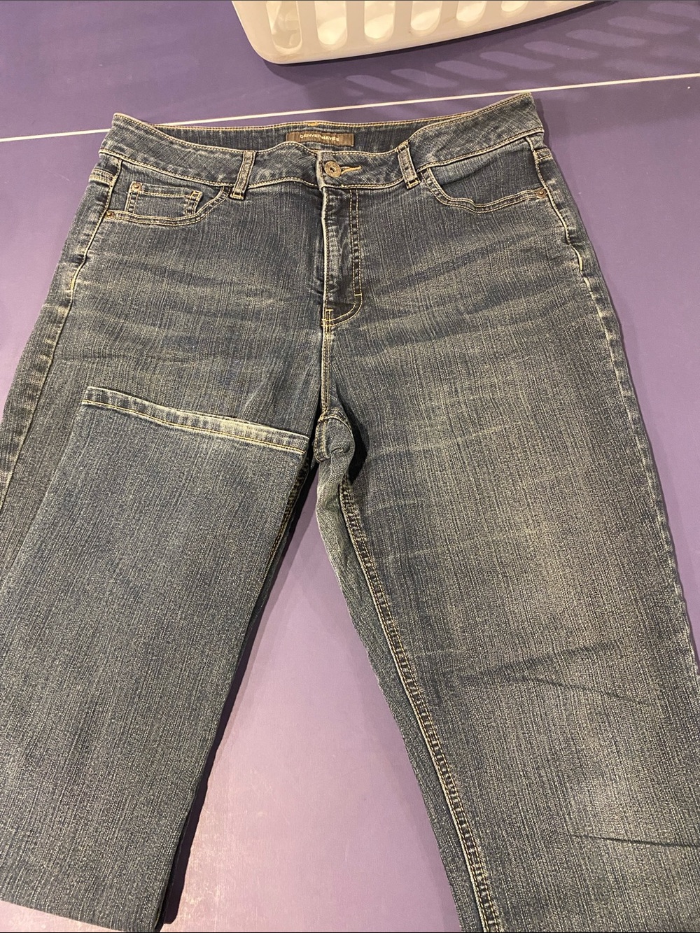 Denver Hayes Straight-Leg Jeans in Faded Blue Wash
